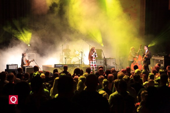 037KittyDaisyLewis_ThomasQuack153580