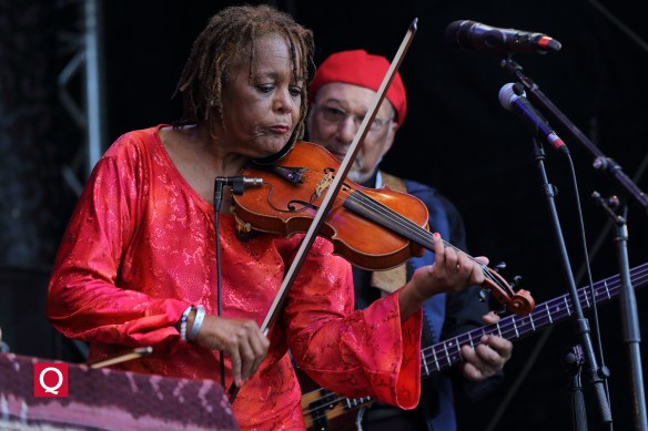 008IdrisAckamoor_ThomasQuack157337