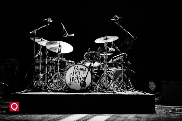 16ReginaSpektor_ThomasQuack157392silver